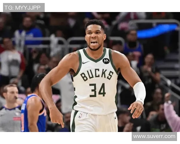 扬尼斯阿德托昆博如何在NBA赛场上实现自我突破与团队协作的完美结合